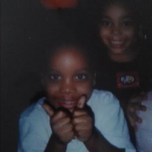 Meet your Posher, Makhi